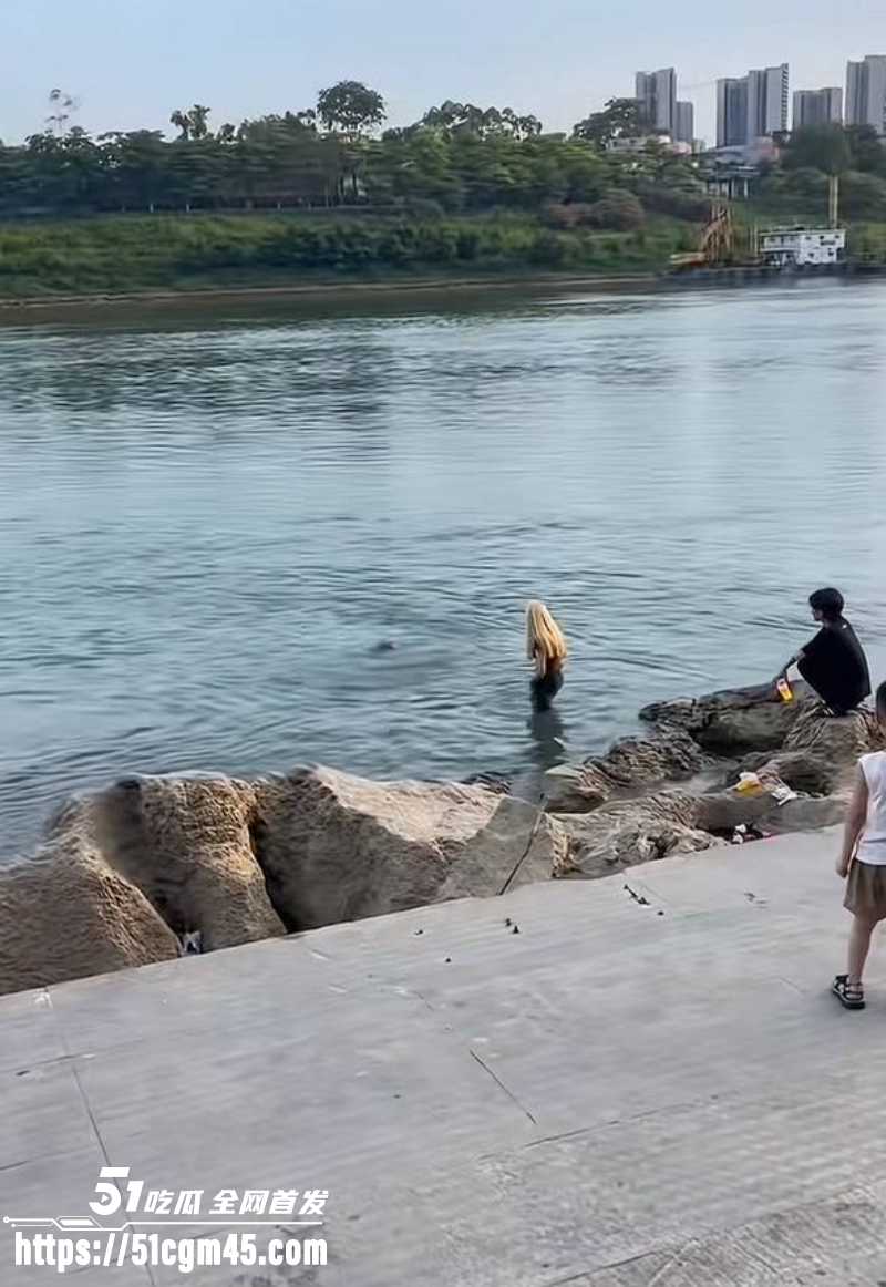 贵港大东码头 女孩落水溺亡 2