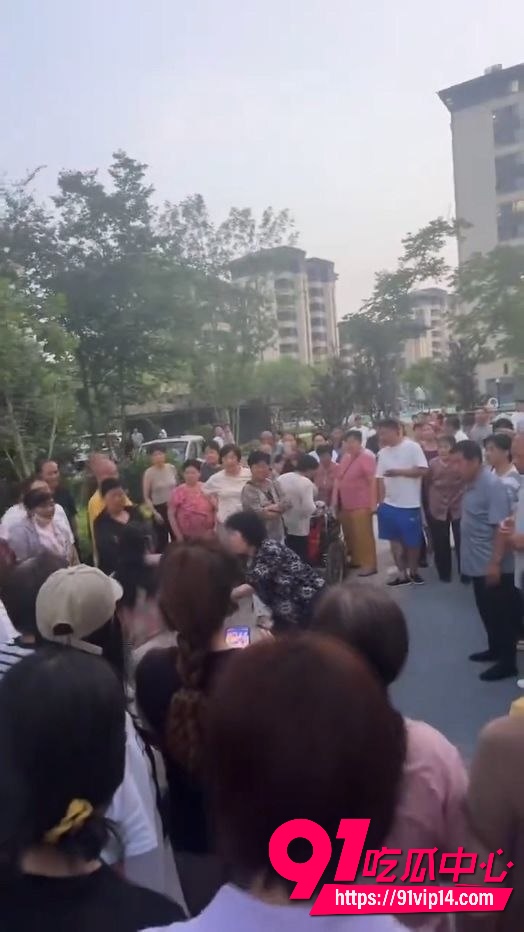 河北容城榆梅苑小区5