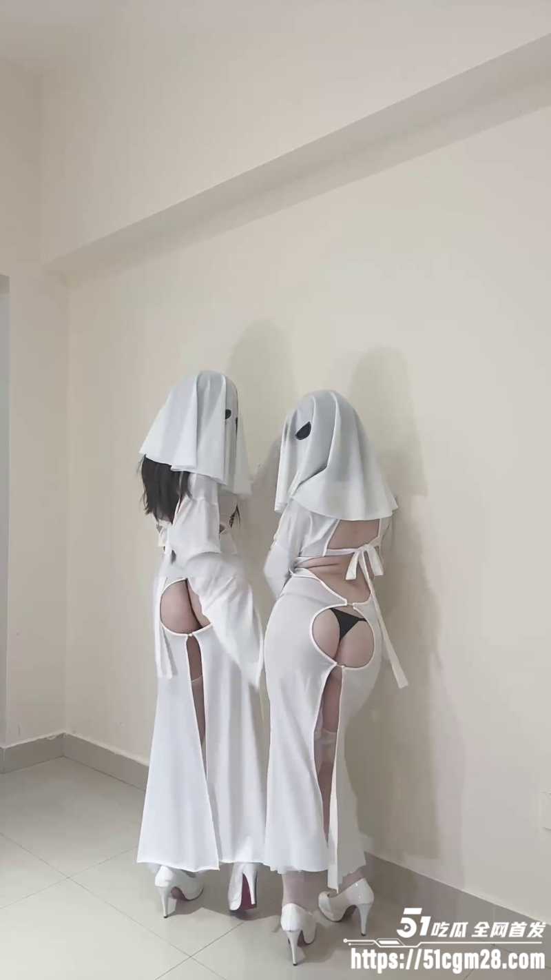 双女大尺度擦边写真视频8