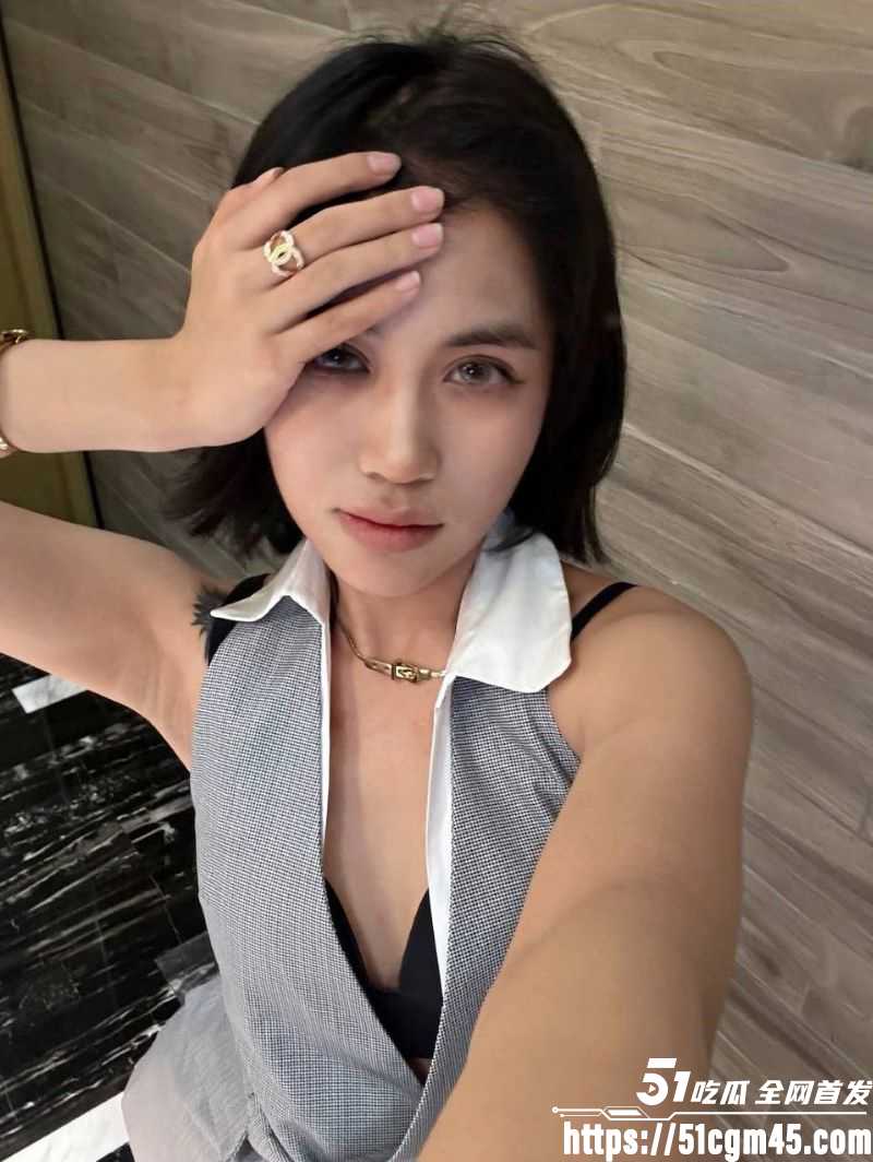 西安麻辣烫女孩直播怒喷网友 9