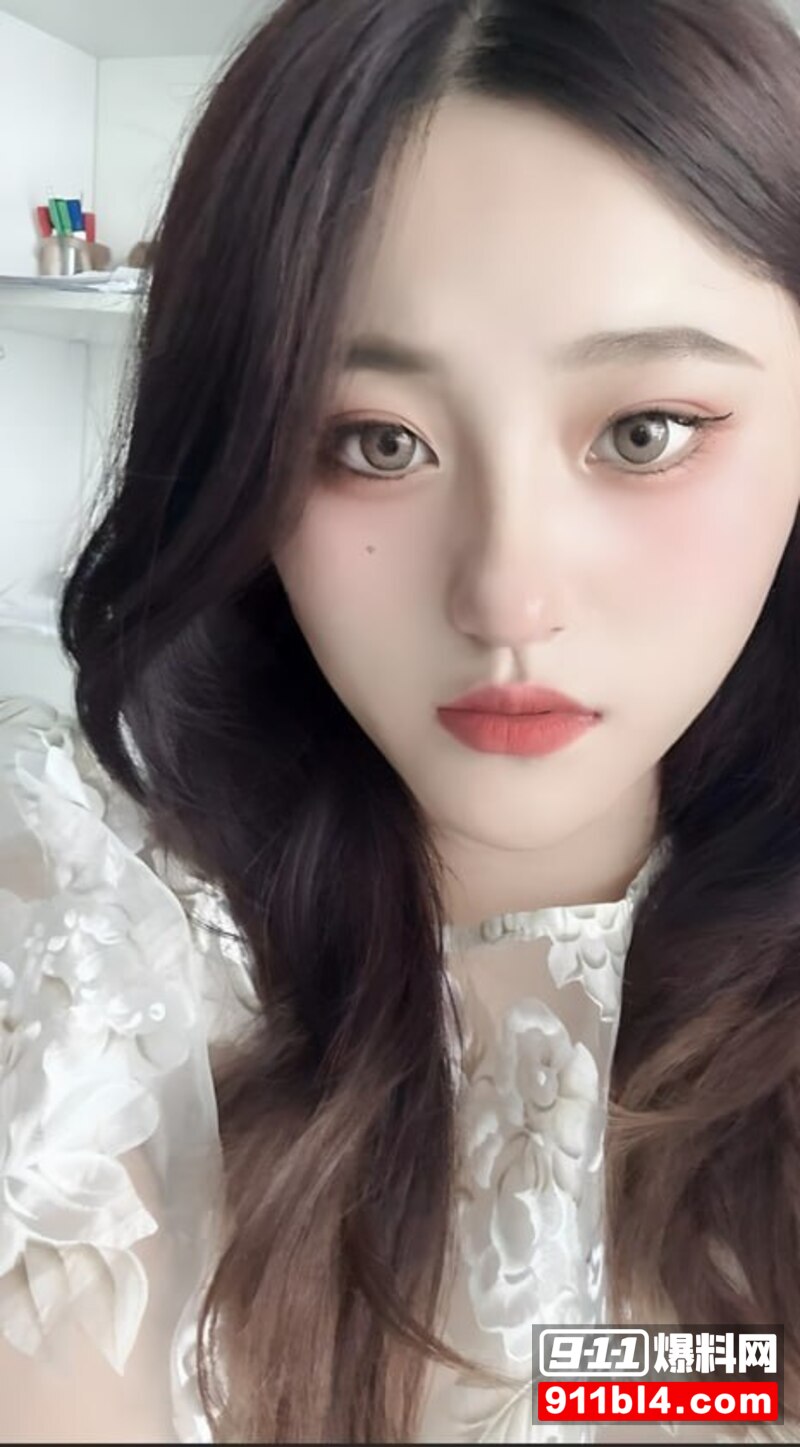 王家铭后入调教 4