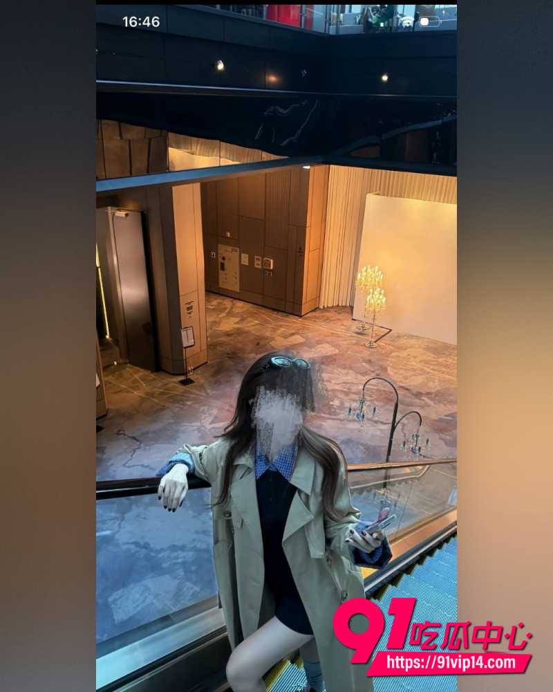 山东青岛工程学院女教师薛柏杉 23