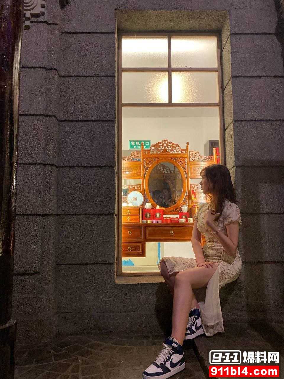 眼镜妹2