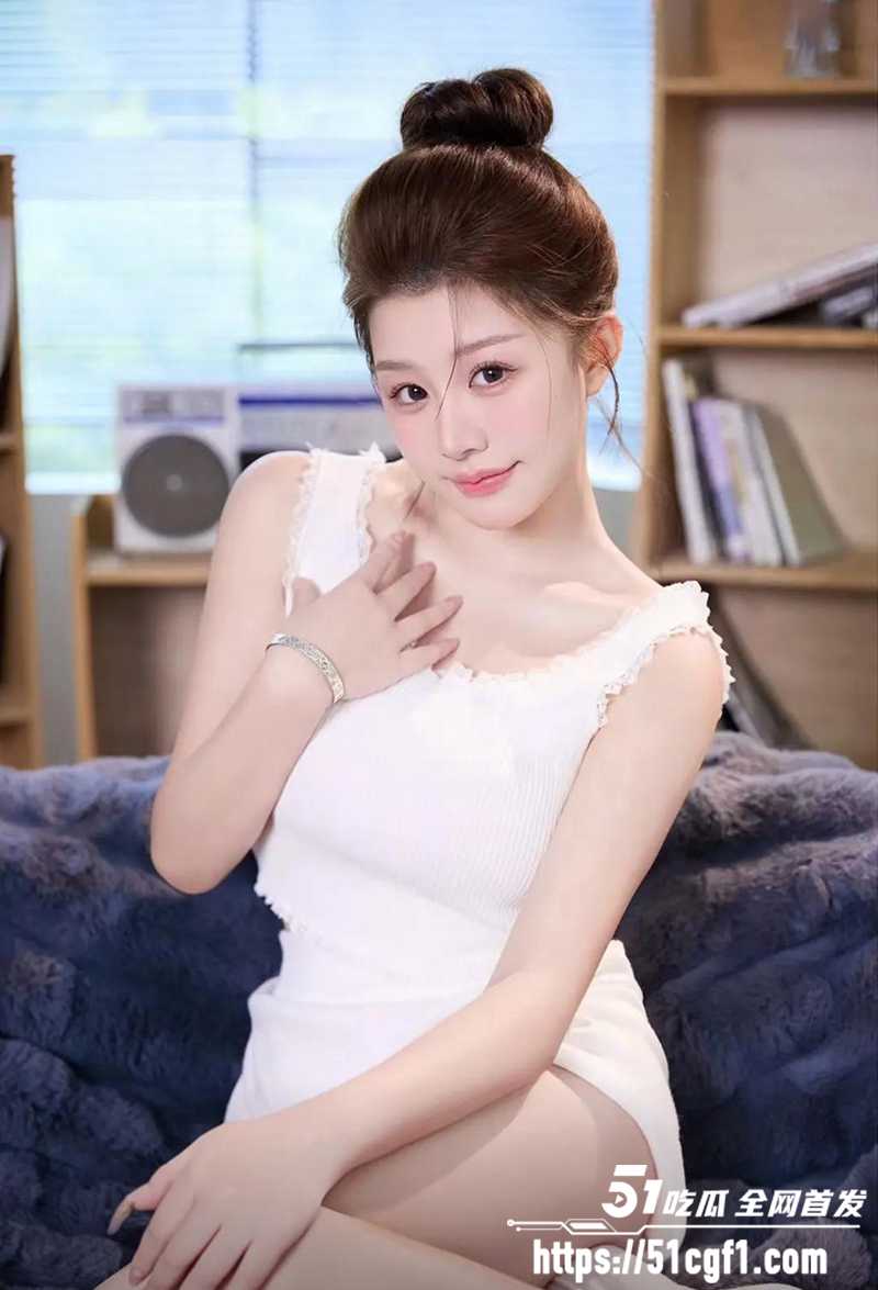 抖音短剧女神柒可与金主约炮视频流出3拷贝
