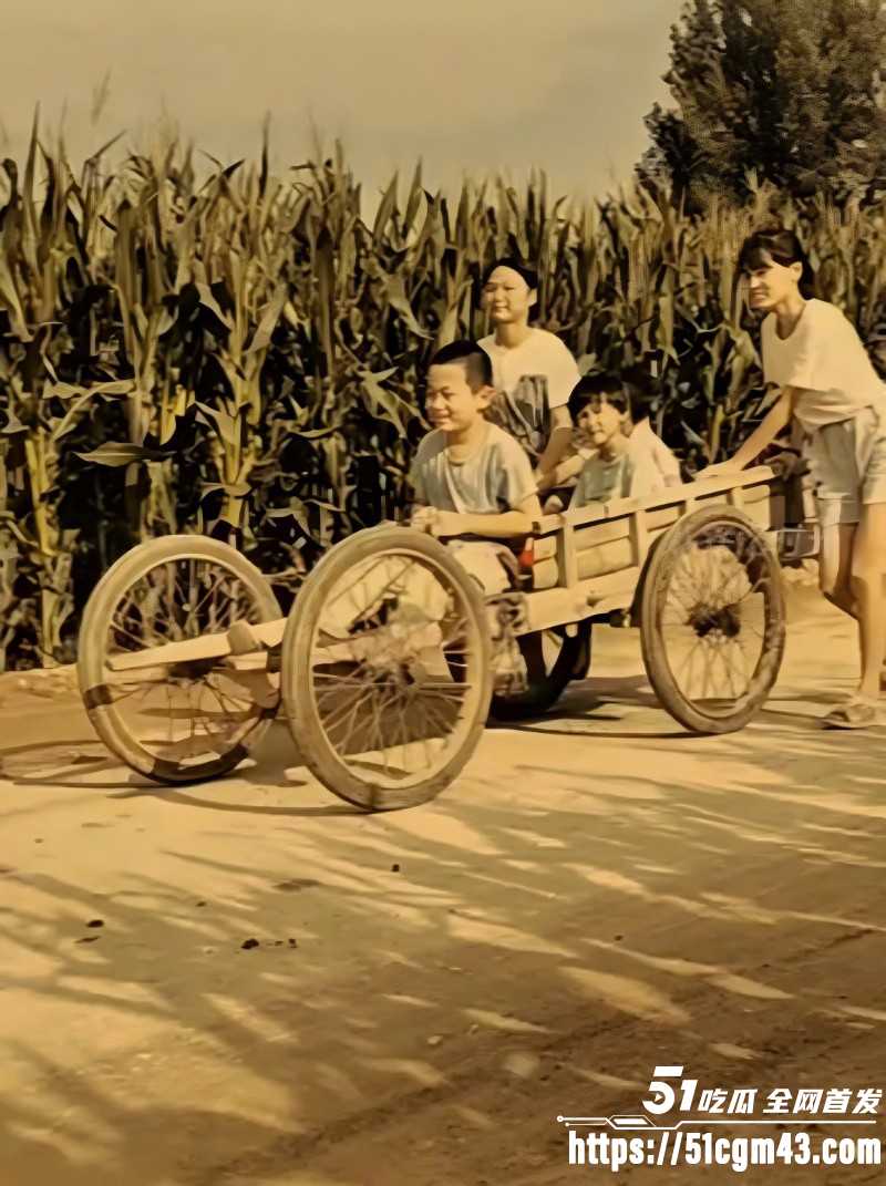 51吃瓜祝各位瓜友 六一儿童节快乐01