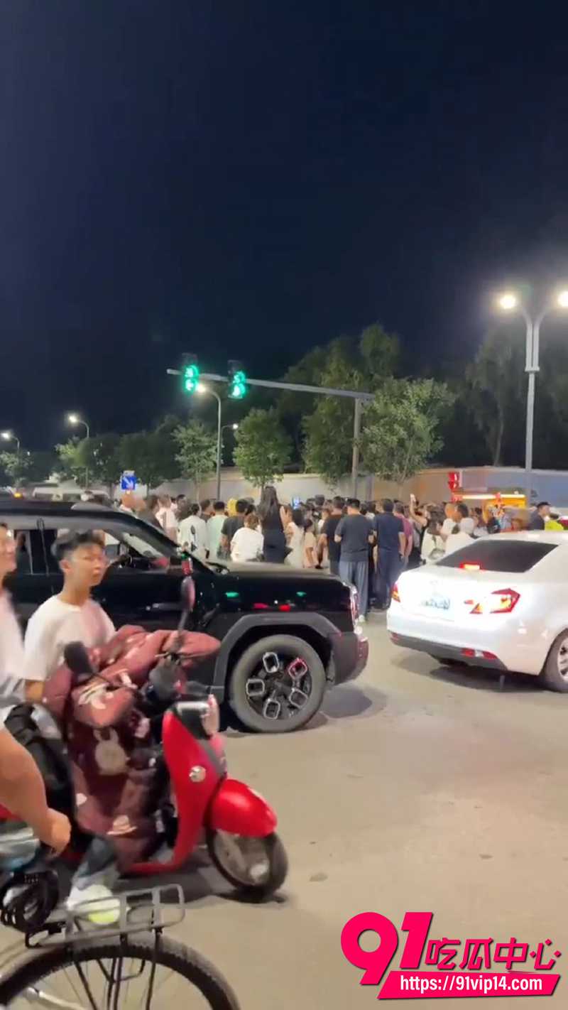 山西沂州五台地区抓小三 4