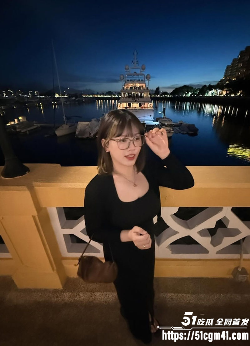 吴佳美露脸口交做爱视频1