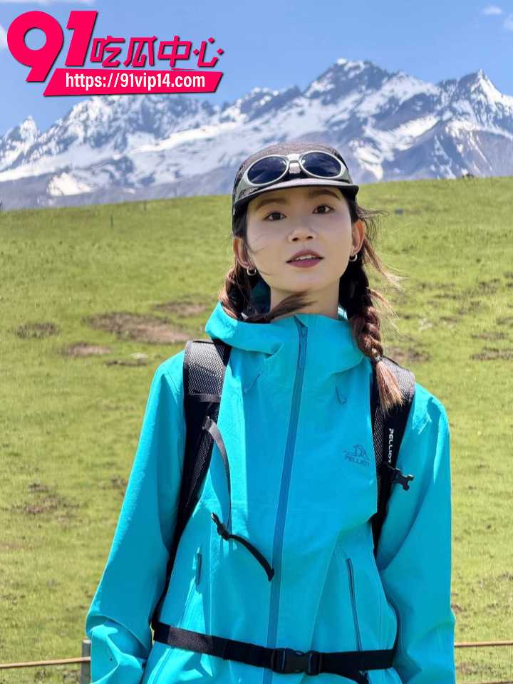 每周登山徒步实锤年轻版三大淫窟16