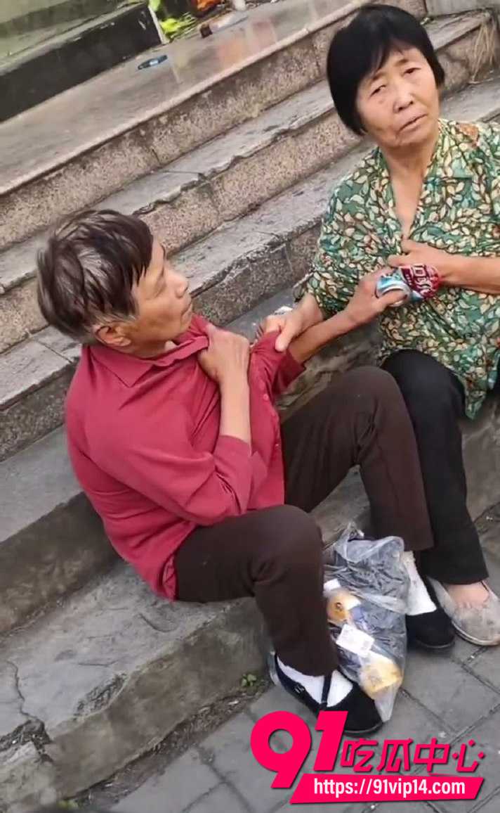 大妈吵架1