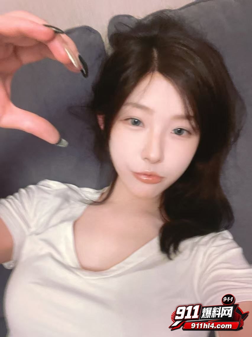 极品高颜值电竞女神小萱4