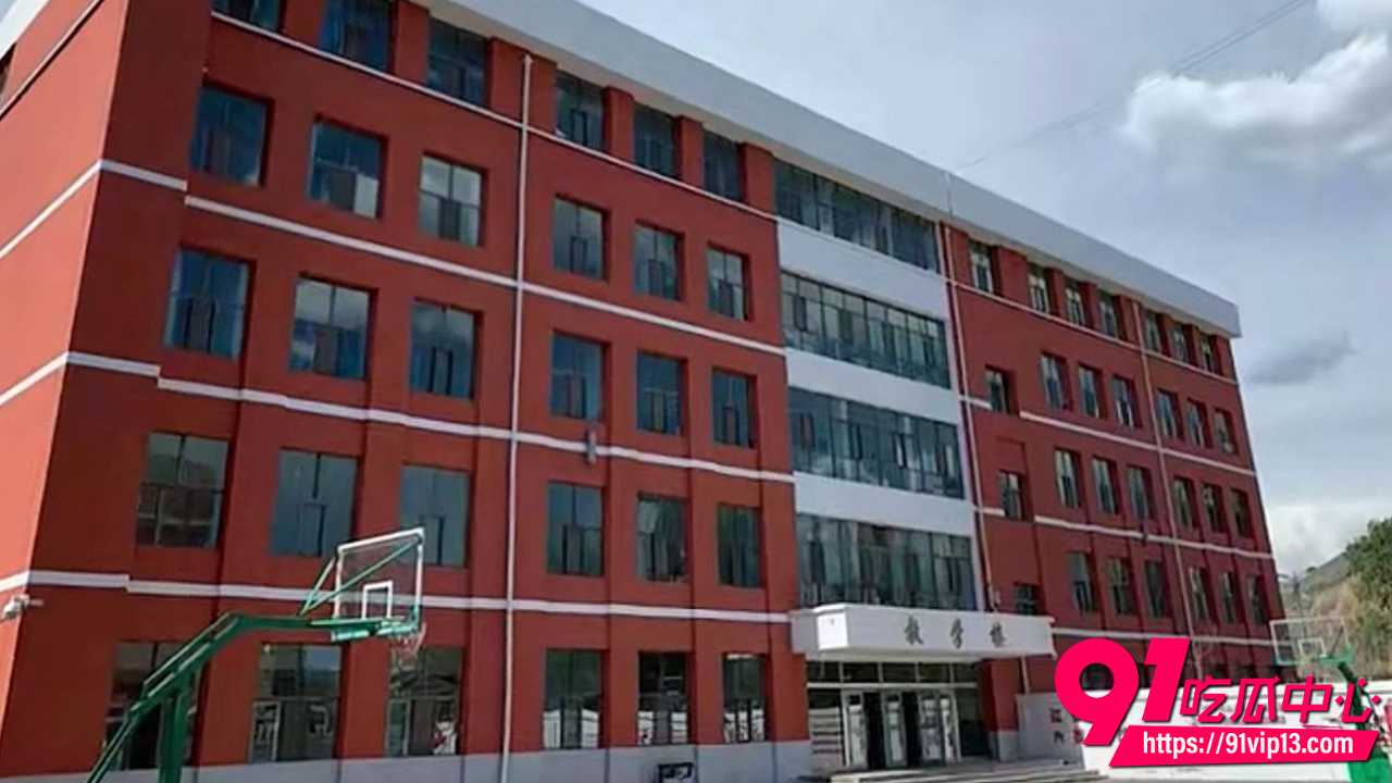 西宁校长张某与女教师李某婚外情十余年6