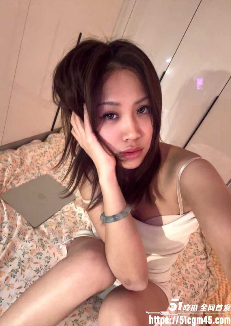 西安麻辣烫女孩直播怒喷网友 8