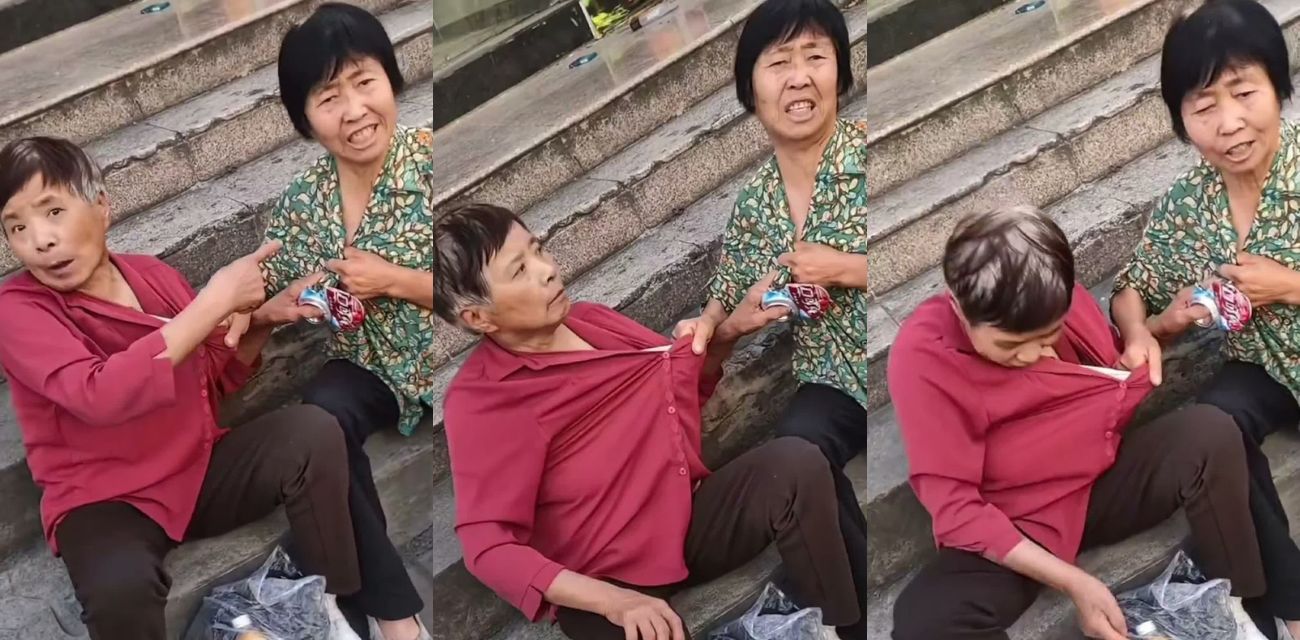 中国大妈街头为塑料瓶互撕！红衣老太被拽衣领疯狂争抢 可乐罐都成道具