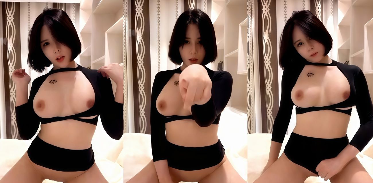 反差女神 美娜酱 直播自慰 玉手揉奶嫩指抠逼 丰满骚躯让人欲罢不能！