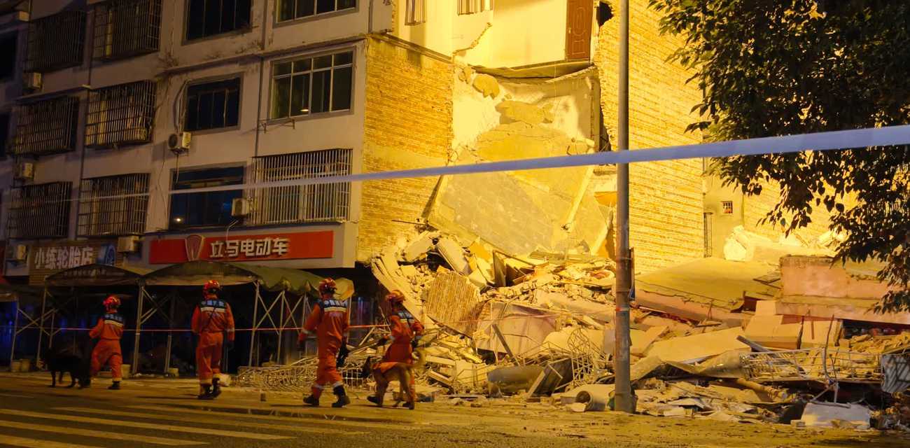 广西柳州深夜突发5.2级地震 十余栋房屋倒塌 三人失联至今杳无音讯 令人惋惜！